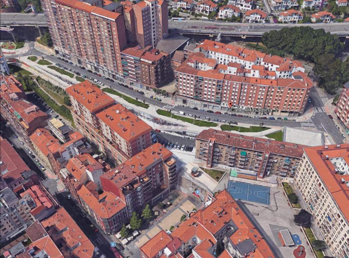 Calida Vivienda Turistica Centrica Junto Al Funicular Y Metro Appartement Bilbao Buitenkant foto